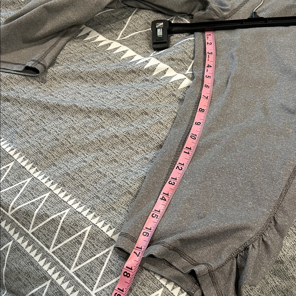 Gray Capri Leggings - Picture 8 of 8